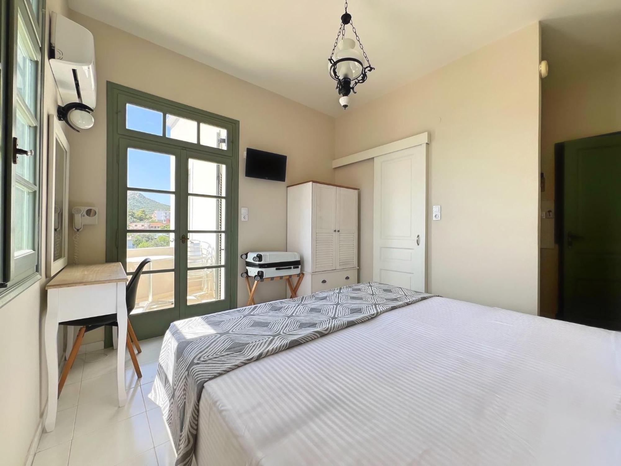 Kores Aegina Agia Marina  Экстерьер фото