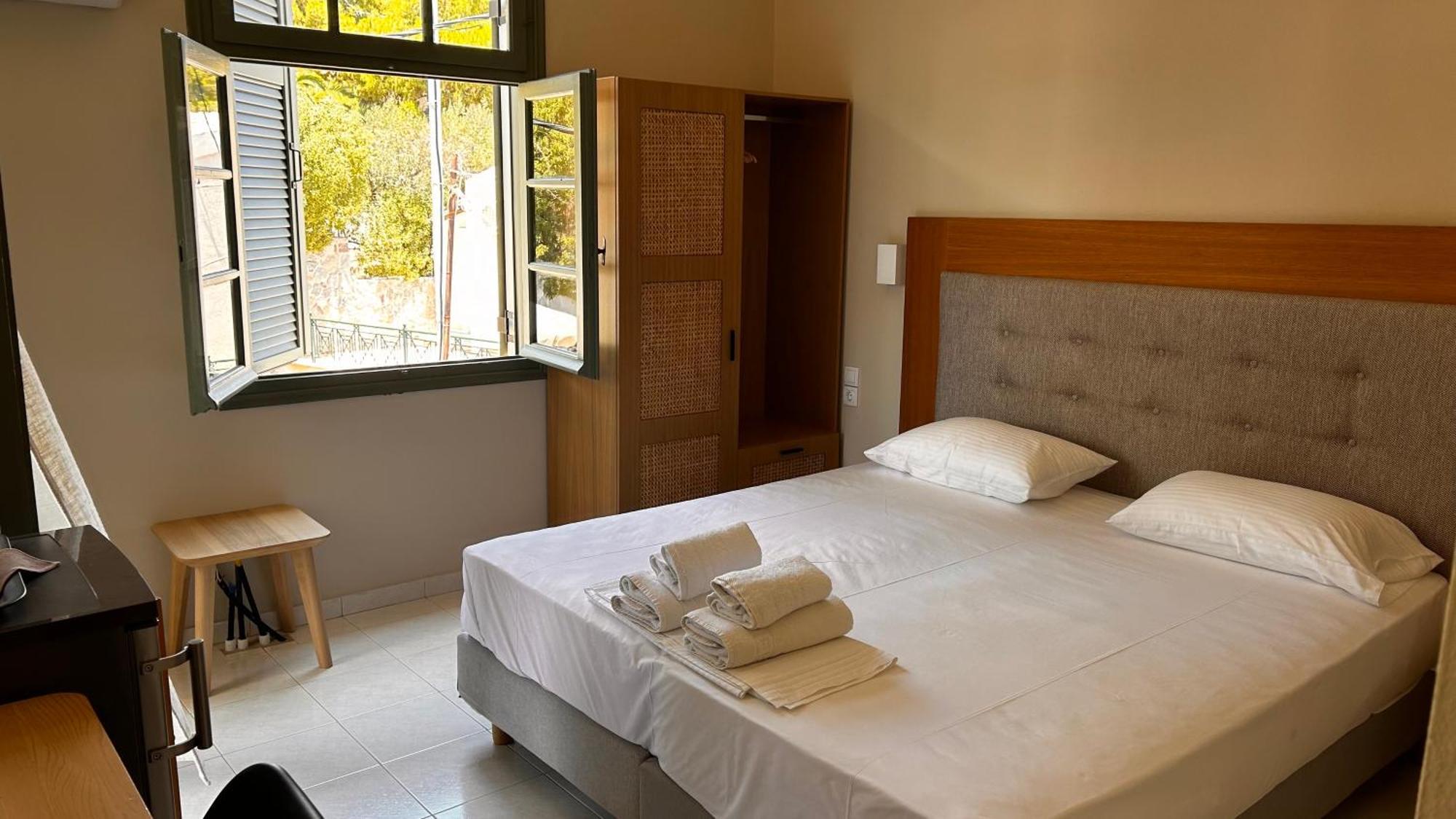 Kores Aegina Agia Marina  Экстерьер фото