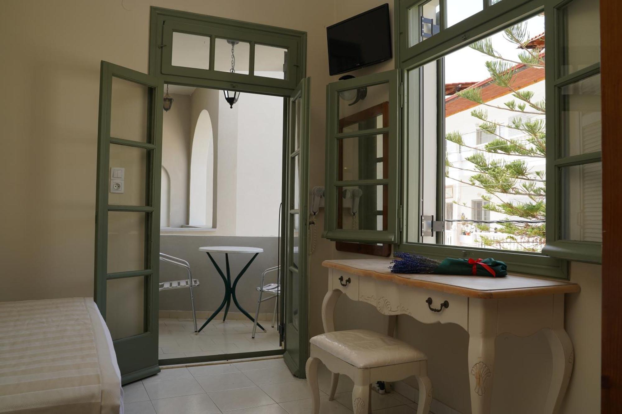 Kores Aegina Agia Marina  Экстерьер фото
